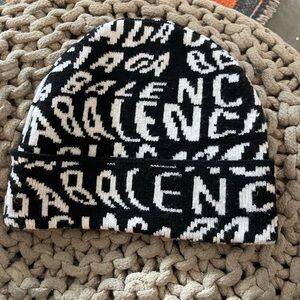Balenciaga Wool Knit Logo Beanie | Black and White | SZ S
